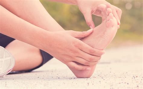 Foot & Ankle Tendonitis: Causes, Symptoms & Treatment