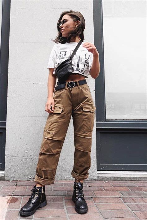 Calça cargo a peça que está dominando o street style STEAL THE LOOK