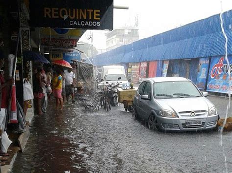 G Chuva Alaga Ruas E Causa Transtornos Em Natal Homem Sugado Por