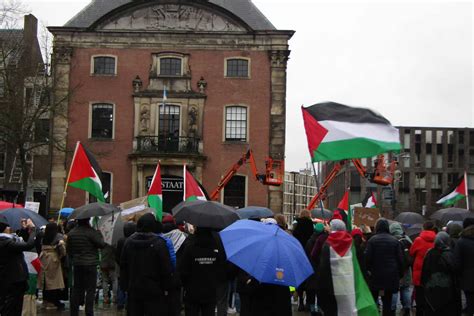 Grote Opkomst Bij Pro Palestina Demonstratie In Arnhem