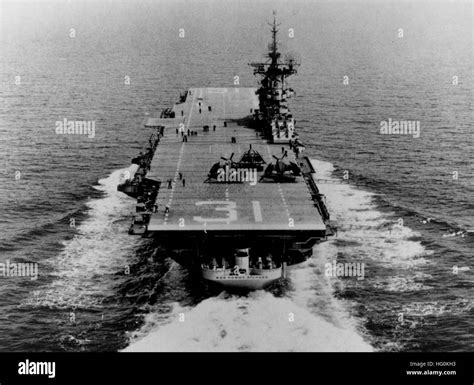 Uss Bon Homme Richard Cv 31 Stern Ver 1952 Fotografía De Stock Alamy