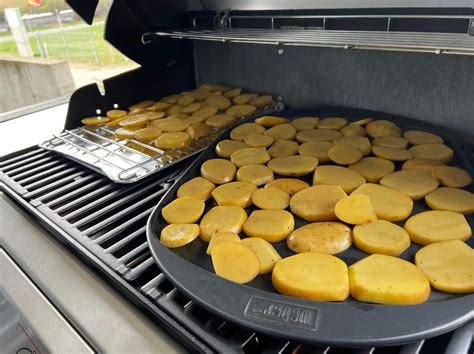 Dokonale pečené brambory na grilu Recept Top Grily