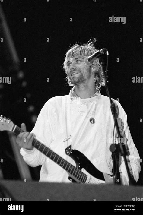 Kurt Cobain Hi Res Stock Photography And Images Alamy