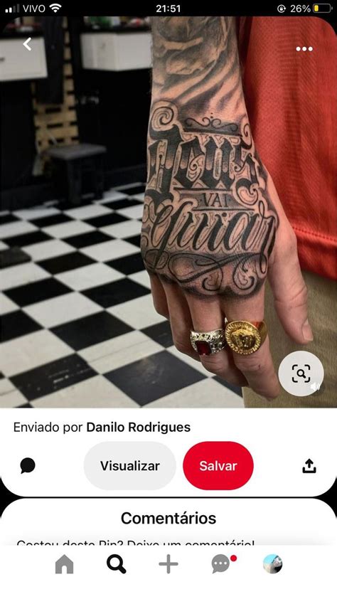 Pin de Douglas Aciole em letering Tatuagem na mão Tatuagem de mão