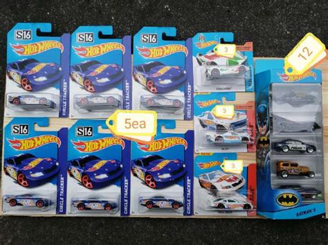 Hot Wheels Modeliukai 6 Skelbiu Lt