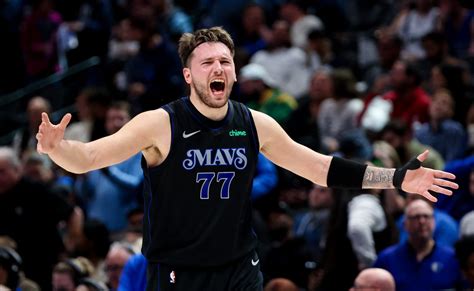 Luka Doncic S Triple Double Sends Mavs To Rout Of Jazz