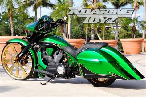 Victory Cross Country Custom with 30 Inch Wheel Stretched Saddlebags TOL copy | Roaring Toyz