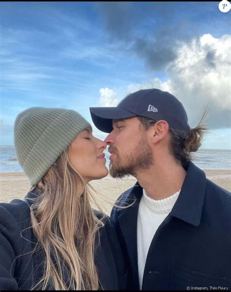 Camille Cerf Amoureuse Avec Son Séduisant Chéri Théo Fleury Elle S