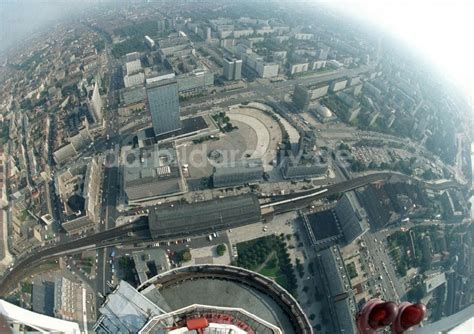 Ddr Fotoarchiv Berlin Antennentr Ger An Der Spitze Des Berliner