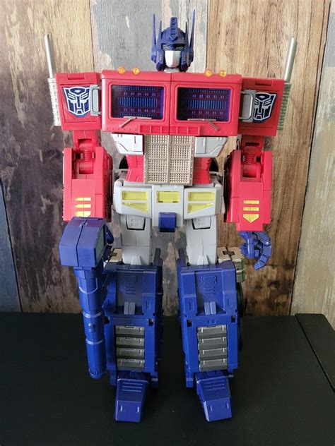 Optimus Prime, Hobbies & Toys, Toys & Games on Carousell