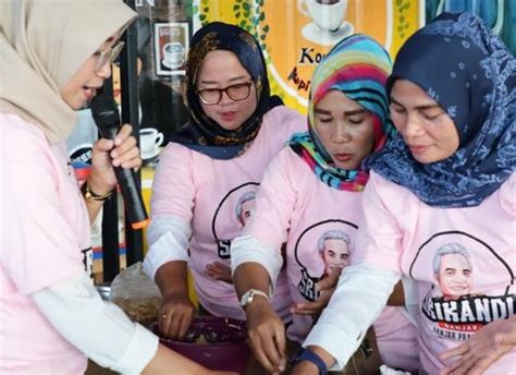 Buka Peluang Usaha Srikandi Ganjar Ajak Perempuan Milenial Di Banten