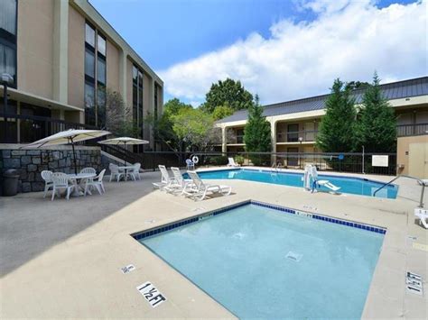 Hampton Inn Atlanta Marietta Hotel in Marietta (GA) - Room Deals ...