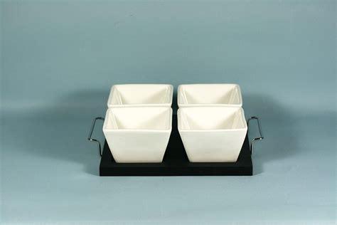 DISH – SQUARE 4 PC SET – Typhoon LTD