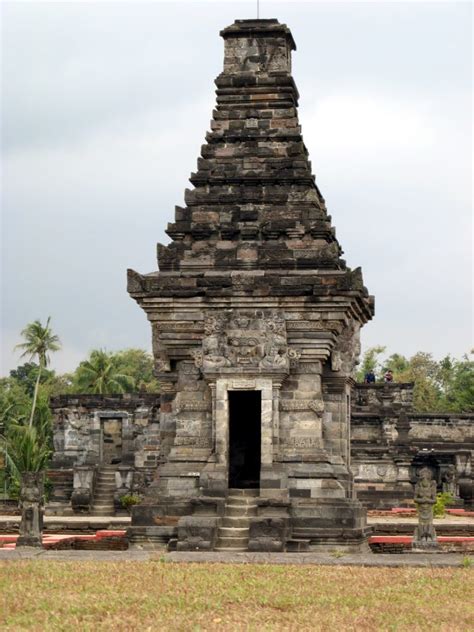 19 Kerajaan Hindu Budha Di Indonesia Sejarah And Peninggalan