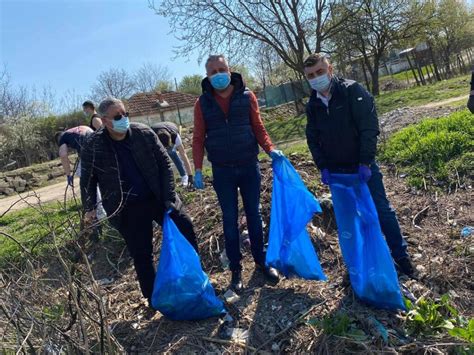 Acțiune de ecologizare a PSD Buzău de Ziua Pământului Alarma Buzoiana