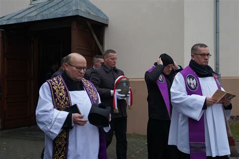 Pogrzeb Daniela Łuczyńskiego policjanta zastrzelonego we Wrocławiu F