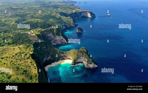 Luftbild Von Nusa Penida Beach Fotos Und Bildmaterial In Hoher