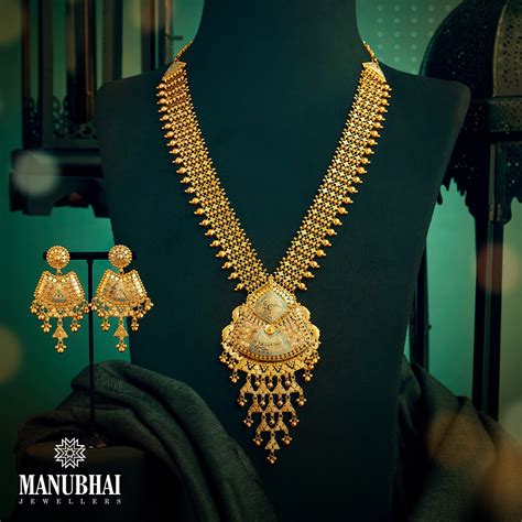 Gold Necklace Set for Women | Buy Gold Necklace Set Online India - Manubhai Jewellers