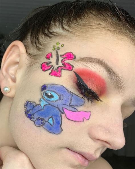 Lilo Et Stitch In 2020 Carnival Face Paint Face Paint Face