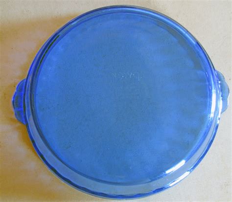 Vintage PYREX Cobalt Blue Glass Fluted Pie Pan 229 Crimped Deep Dish