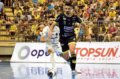 Maior parte do elenco do Jaraguá Futsal permanece em 2023 O Jornaleiro