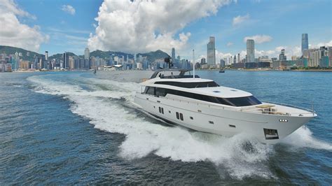 SOLD: 32M/106’ Sanlorenzo BELLA ITALIA - ASIAMARINE