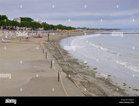 Grado in Italien Strand - Grado in Italy, beach in summer Stock Photo ...