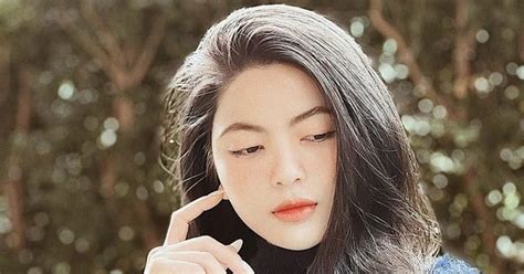 Nhan sắc ngọt ngào của hot girl sắp về một nhà với Quang Hải