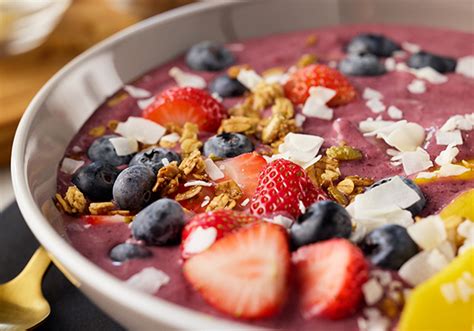 Acai Smoothie Bowl | FAGE Yogurt