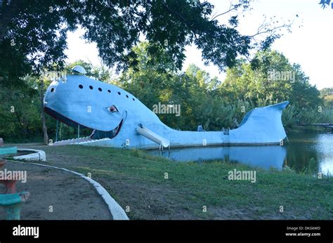 The Blue Whale Of Catoosa Hi Res Stock Photography And Images Alamy