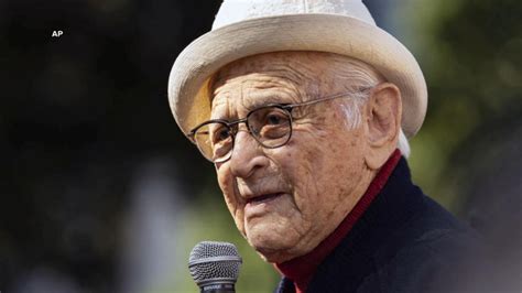 Norman Lear Emmy Winning Producer Dies At 101 Good Morning America