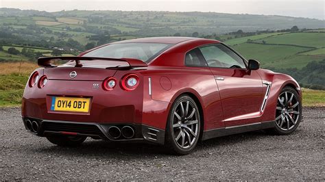 Nissan Gt R Uk Wallpapers And Hd Images Car Pixel