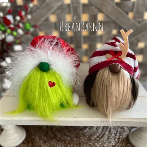 The Best Grinch Christmas Decorations - BOOKGLOW