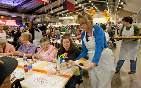 H E B Kicks Off Texas Mexico Feast Of Sharing With Midland Event