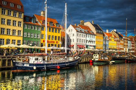 photo nyhavn copenhagen copenhagen denmark nyhavn