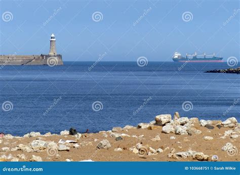 The Mouth Of The Tyne From South Shields Stock Image Image Of Pier