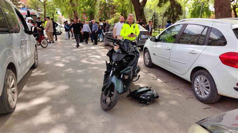 Neg L De Motosikletler Kafa Kafaya Arp T Yaral Son Dakika