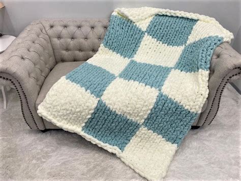 Chunky Chenille Blanket Checkered Pattern Becozi