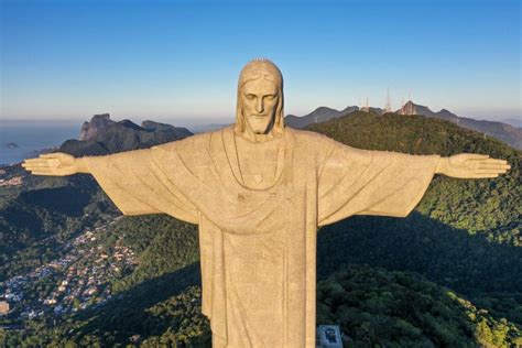 Cristo Redentor cartão postal do Rio de Janeiro e símbolo do Brasil