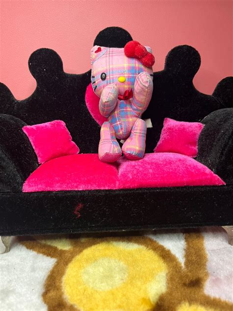 Rare Tartan Hello Kitty Hobbies And Toys Toys And Games On Carousell