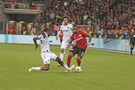 Bayer Leverkusen Vs Fc Br Gge Michael Fleschenberg