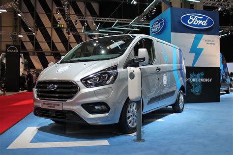 Ford Transit Custom Plug In Hybrid Electric Van Latest Phev News