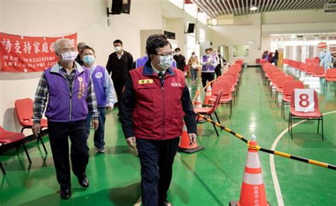 觀傳媒 桃竹苗新聞 鄭文燦視察大園疫苗接種站 籲市民施打第三劑拚覆蓋率