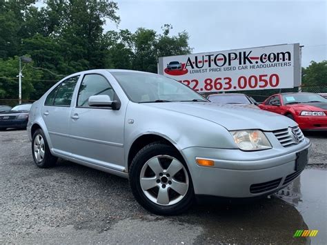 Reflex Silver Metallic Volkswagen Jetta Gls Sedan Photo