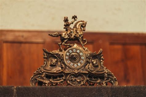 Antique Mantel Clocks Identification Value Expert Guide