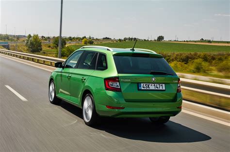 Skoda Fabia Estate (2018) review: just right