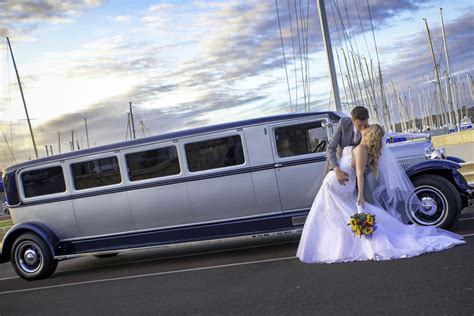 Perth Quality Limousines Western Australia Wedding And Bride