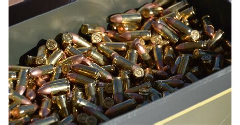 California gun stores see a run on ammo before new laws kick in (VIDEO ...