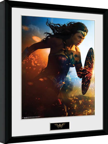 Wonder Woman Run Poster Incorniciato Quadro Su Europosters It