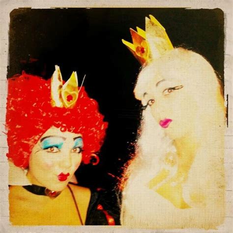 The red queen and white queen halloween make-up | Halloween make up, Halloween make, Kids theater